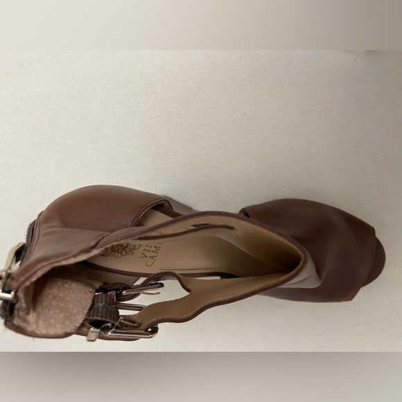 Vince Camuto platform wedge - Picture 8 of 11